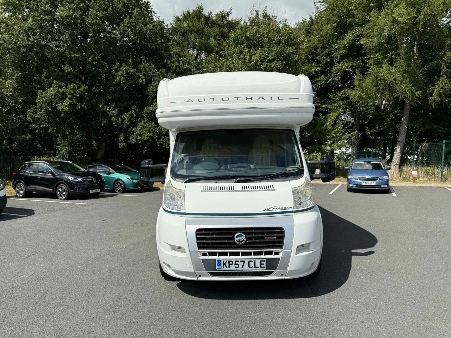 2007 Auto-Trail Mohican Motorhome side photo 1