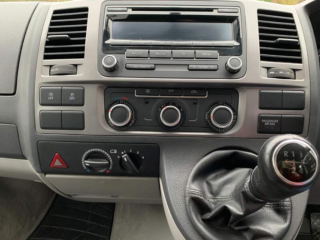 Volkswagen T5.1 California Beach Campervan side photo 2