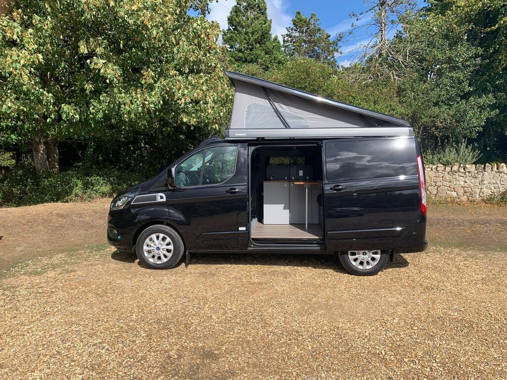 Ford Transit Custom Dormobile 112 Portrush 4 Berth, 4 Seats side photo 2