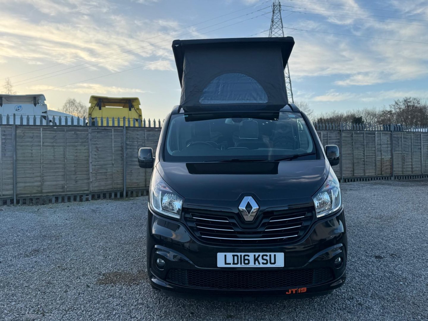 Renault Trafic LL29 Sport Energy DCI side photo 1