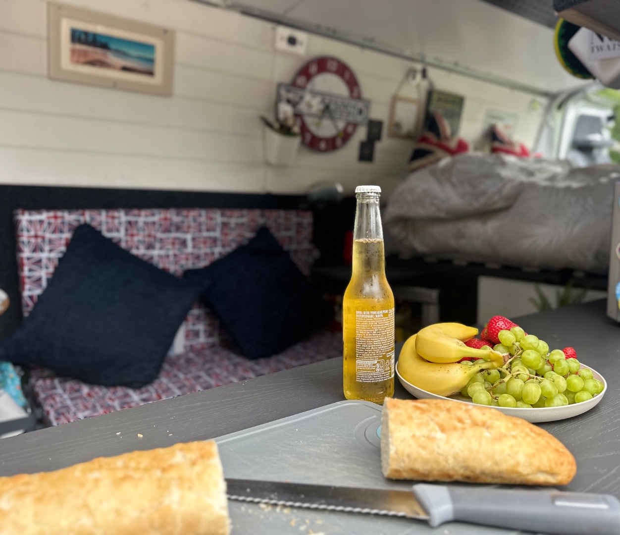 Looking for off Grid Weekender, Full Time, or Holidays - Get in and Drive Away side photo 1