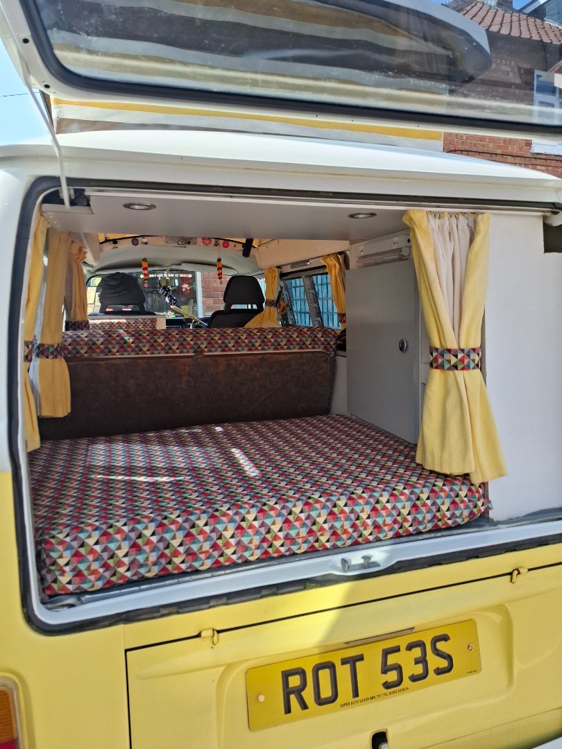 Vintage VW T2 Bay Campervan. Tax Exempt. Very Good Condition. side photo 2