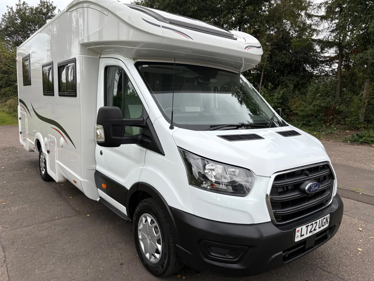 Roller Team Zefiro 696 Auto Motorhome, 4 Berth, 4 Sleeps side photo 1