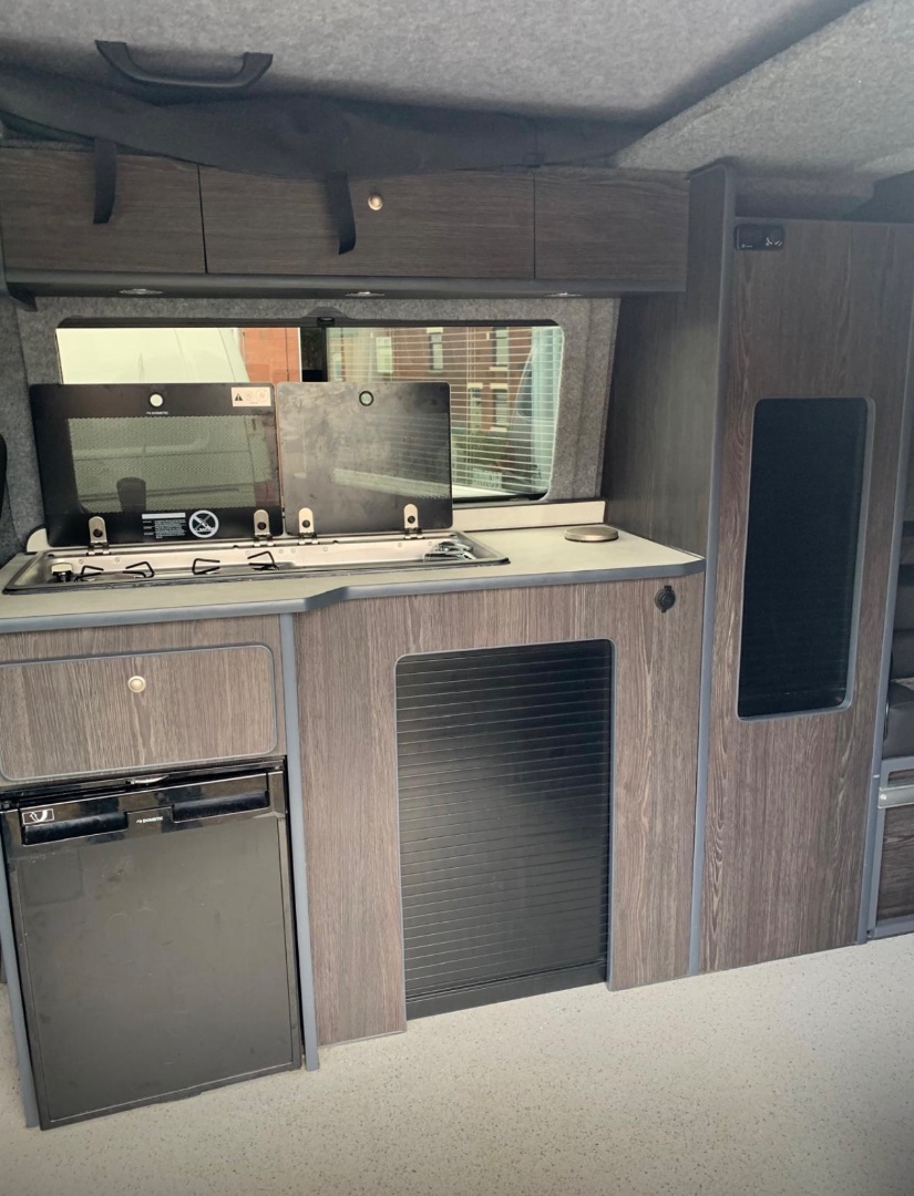 Volkswagen T6.1 2021 LWB High Line Camper, Low Mileage, Ushape Seating side photo 2