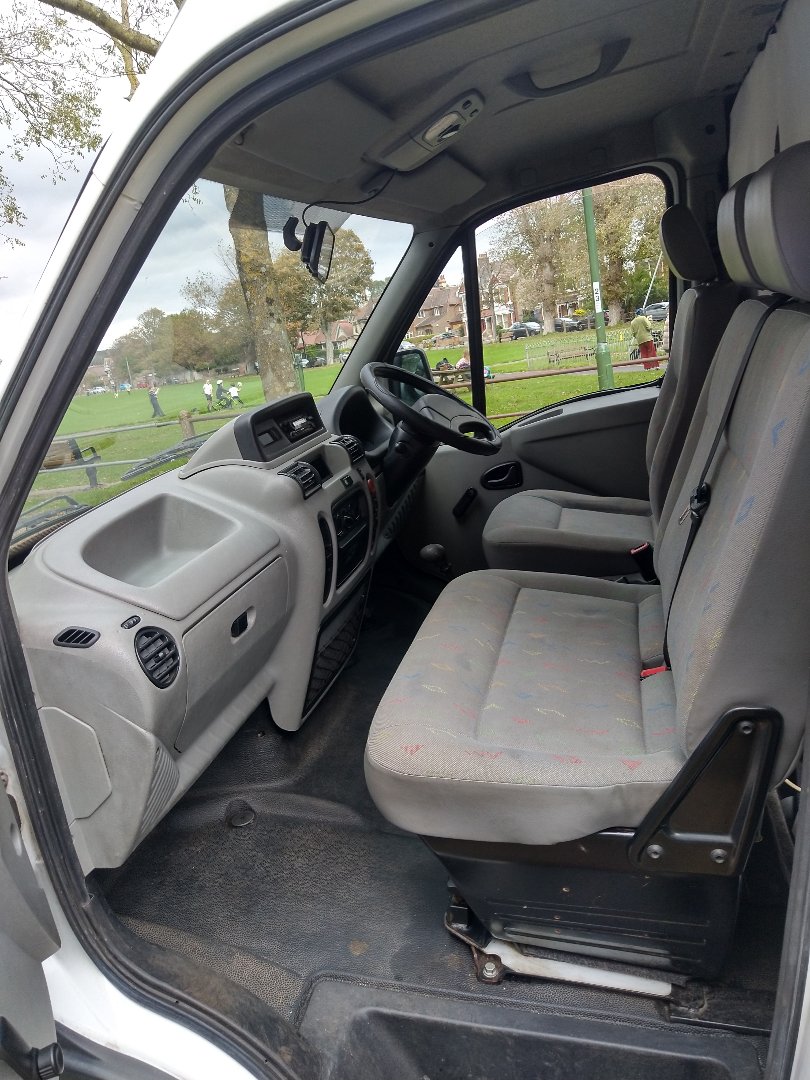 Renault Master 2002 Camper Van side photo 4