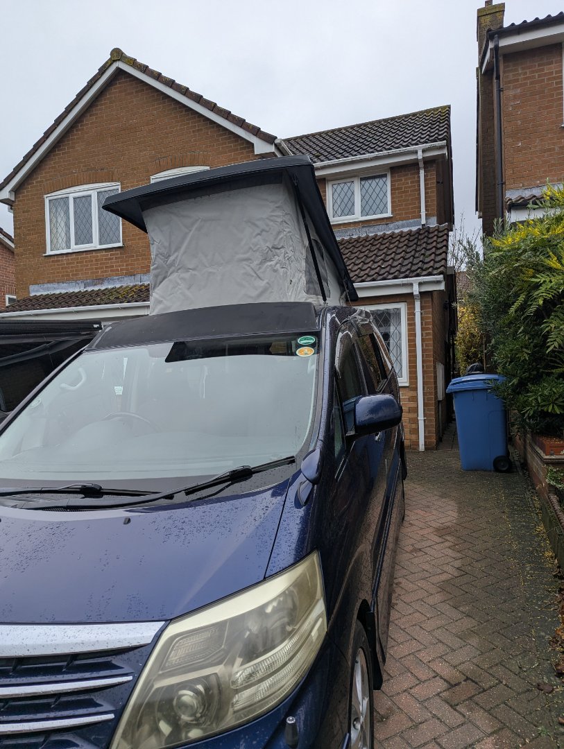Toyota Alphard Campervan 2005 3.0 Petrol Auto Pop Top Roof Rear Conversion side photo 1